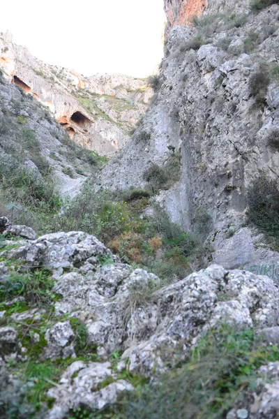 Rocky Mountains Caves Cliffs — Stock Photo, Image