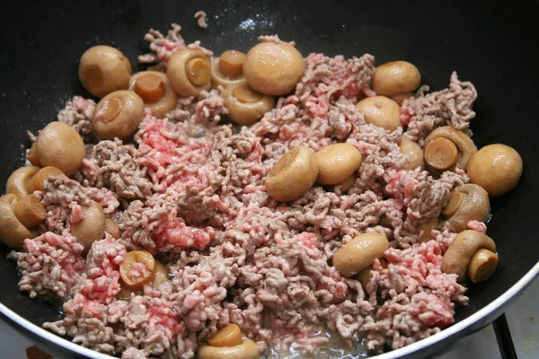 調理されたミンチ肉 コピースペース — ストック写真