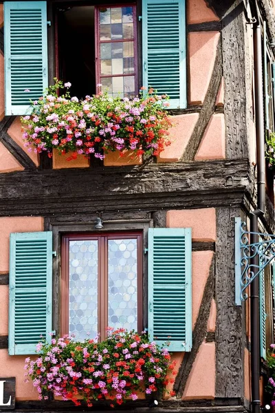 Fenster Der Altstadt Von Colmar Frankreich — Stockfoto