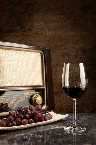 Glass Red Wine Music Radio — Stock Photo, Image