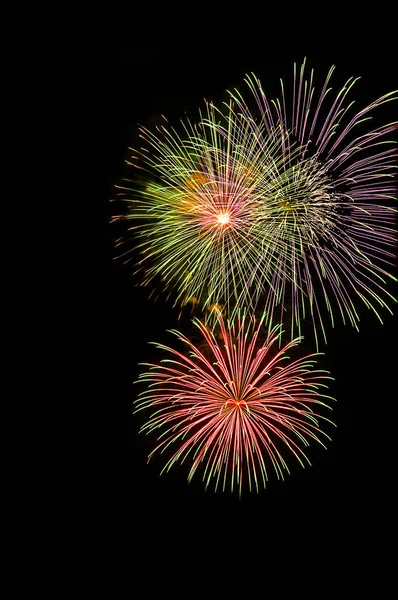 Barevný Ohňostroj Černém Pozadí Silvestr — Stock fotografie