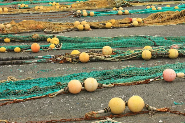 Redes Pesca Espalhadas Num Porto Bretanha França — Fotografia de Stock