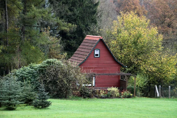 Houten Huis Bergen — Stockfoto