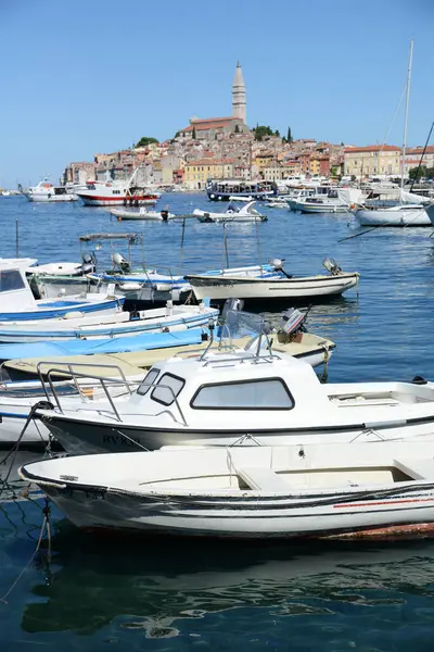 Rovinj Schiff Schiff Segelschiff Segelboot Hafen Istrien Kroatien Meer Mittelmeer — Stockfoto