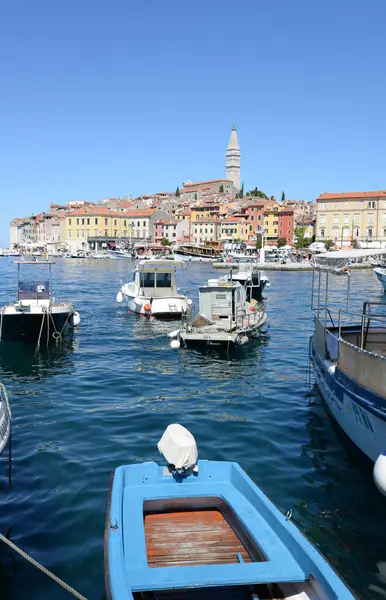 Rovinj Schiff Boot Boote Schiffe Hafen Istrien Kroatien Meer Mittelmeer — Stockfoto