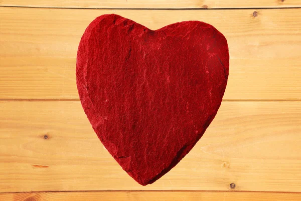 Corazón Rojo Con Fondo Madera — Foto de Stock