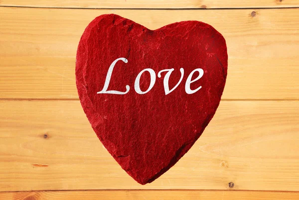 Rött Hjärta Med Kärlek Bokstäver — Stockfoto