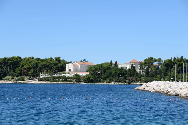 Rovinj Νησί Istria Κροατία Θάλασσα Μεσόγειος Ακτή Otok Sveta Katarina — Φωτογραφία Αρχείου