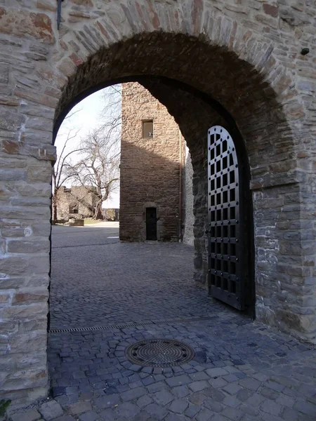 Vista Panoramica Sulla Maestosa Architettura Medievale Del Castello — Foto Stock