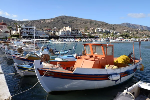 Elounda Konkret Hamn Fiskehamn Grekland Medelhavet Fiskebåt Båt Båtar Fiskebåtar — Stockfoto
