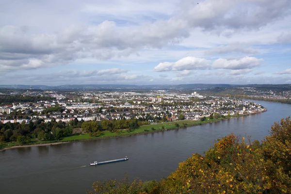 Mosel Flod Som Flyter Genom Frankrike Luxemburg Och Tyskland — Stockfoto