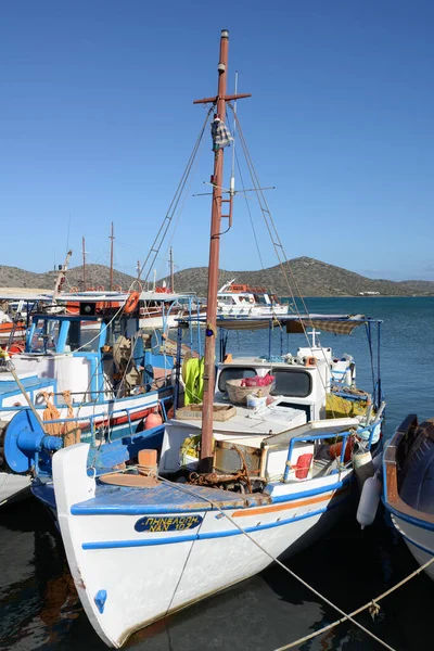 Крамунда Кришталь Порт Рибальський Порт Греція Середземноморський Рибальський Човен Човен — стокове фото