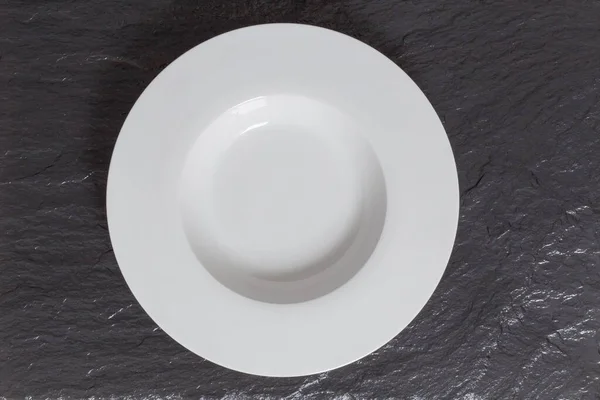 Assiette Profonde Vide Sur Ardoise Dans Une Vue Oiseau — Photo