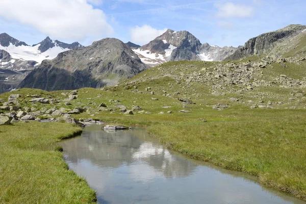 Mutterberger See See Bergsee Hinterest Daunkopf Daunkopf Stubai Mountain Hiking — 图库照片