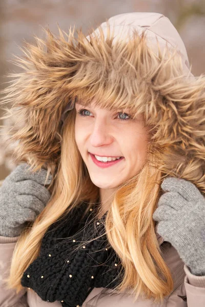 Woman Fur Collar Winter — Stock fotografie
