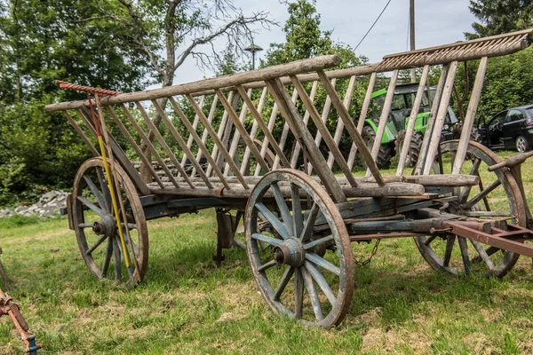 Stary Drewniany Wózek Wsi — Zdjęcie stockowe