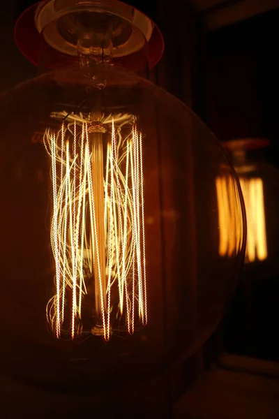 Ampoule Avec Filament Lumineux — Photo