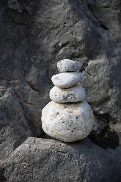Stone Man Stone Man Balance Balance Balance Unstable Stones Tower — Stock Photo, Image