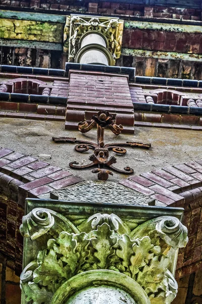Widok Szczyt Barokowych Elementów Kolumn Sanktuariach Beelitz — Zdjęcie stockowe