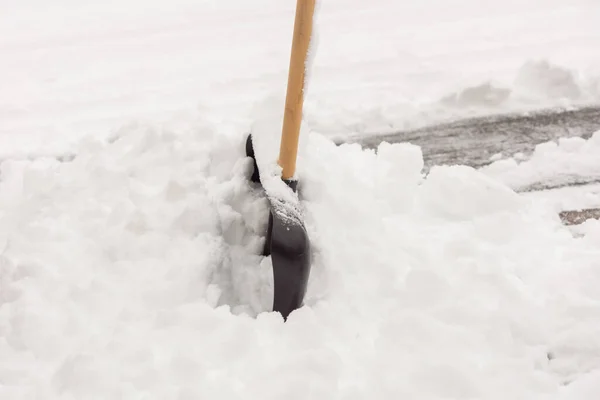Снегоочиститель После Зимнего Спада — стоковое фото