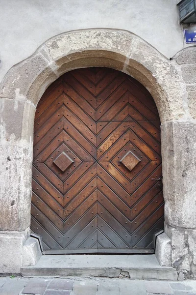 Παλιά Πόρτα Στην Κρακοβία — Φωτογραφία Αρχείου