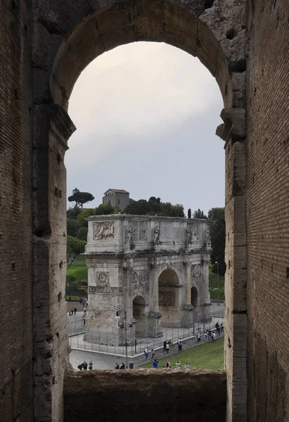 Arco Del Triunfo Con Tito Arco Foro Romano Coliseo —  Fotos de Stock