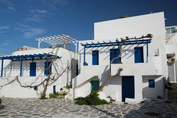 Parikia Een Havenstad Het Noordelijk Griekse Eiland Paros Cycladen — Stockfoto