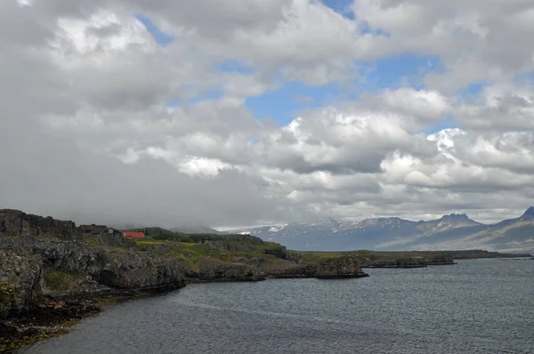 Breiddalur Island Österreich See Fjord Wasser Landschaft Ostfjord Wolke Wolke — Stockfoto