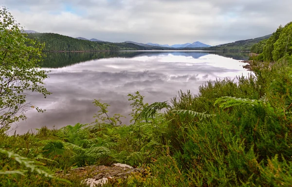 Natural Idyll Lake Hole Loch Garry Scotland — Stock Photo, Image