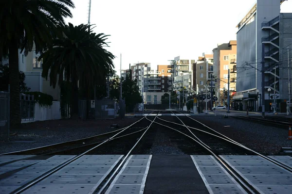 Spoorwegen Met Aangrenzende Woongebouwen Restaurants Het Centrum Van San Diego — Stockfoto