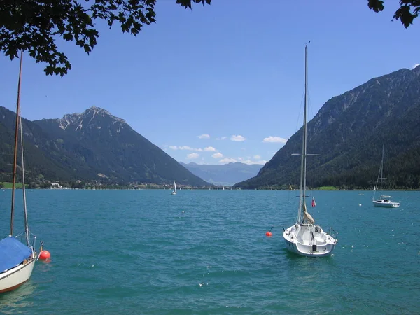 Tyrol Bir Achensee Yim Gölün Üzerinden Dağlara Geniş Bir Manzara — Stok fotoğraf