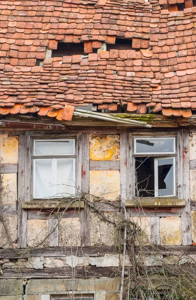 Detail Eines Heruntergekommenen Alten Bauernhauses Süddeutschland — Stockfoto