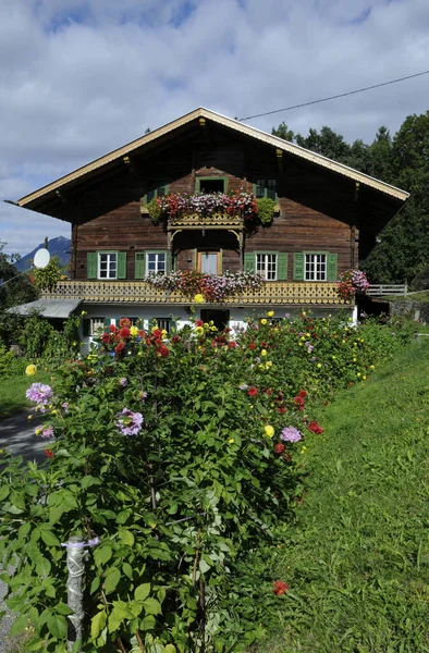 Zillertal 花の装飾 旅館谷 ハード — ストック写真