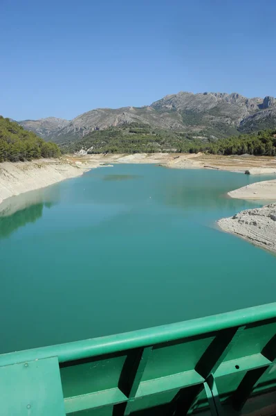 グアダレスト貯水池 コスタ ブランカ スペイン — ストック写真