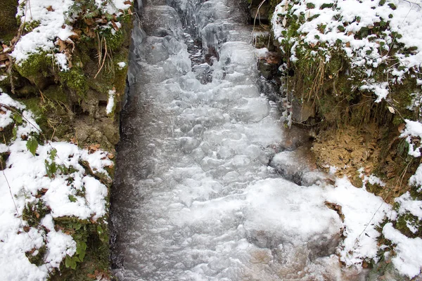 Petite Cascade Gefrohrener Dans Une Réserve Naturelle Forestière Styrie — Photo