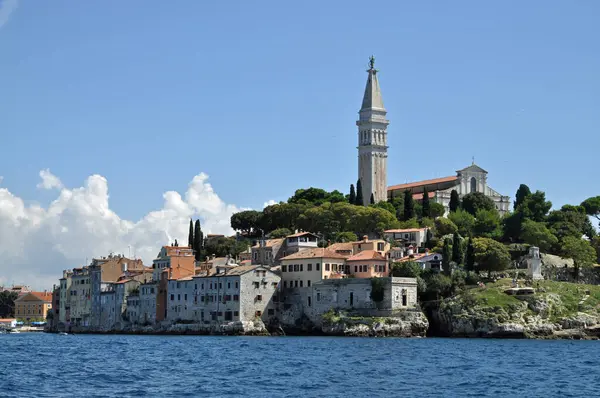 Rovinj Ístria Croácia Mar Mediterrâneo Costa Península Cidade Velha Pitoresca — Fotografia de Stock