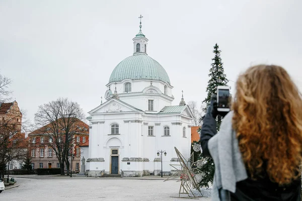 Res Till Gamla Stan Ung Kvinna Reser Salutorget Warszawa Lockig — Stockfoto