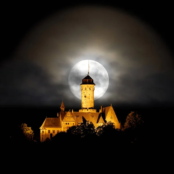 Castello Una Collina Illuminato Lampade Notte — Foto Stock