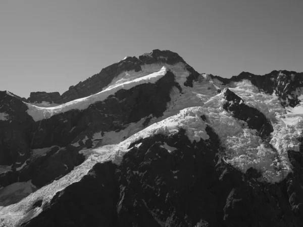 Monochromes Bild Des Mount Sefton — Stockfoto