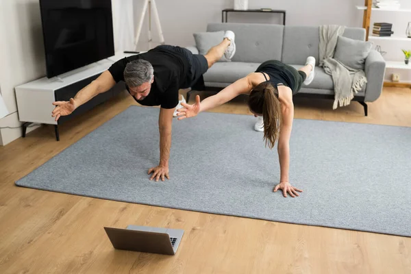 Online Home Fitness Workout Exercise — Stock Photo, Image