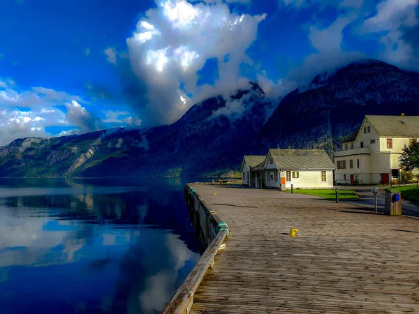Norveç Küçük Bir Köyü Olan Güzel Bir Manzara — Stok fotoğraf