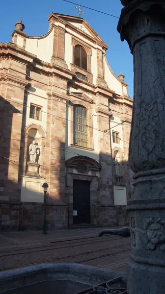 Freiburg Tyskland Stadsutsikt Sightseeing Antik Arkitektur Parker Och Gator — Stockfoto