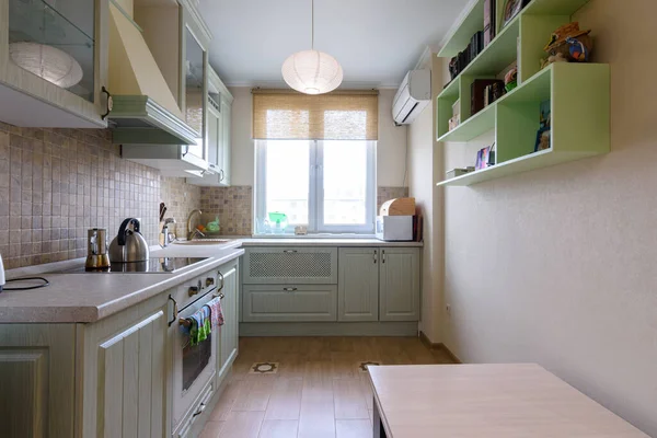 Interior Light Ordinary Kitchen Spacious Kitchen Set — Stock Photo, Image