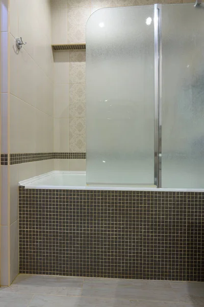 Banheiro Separado Banheiro Por Uma Divisória Vidro Porta Divisória Fechada — Fotografia de Stock