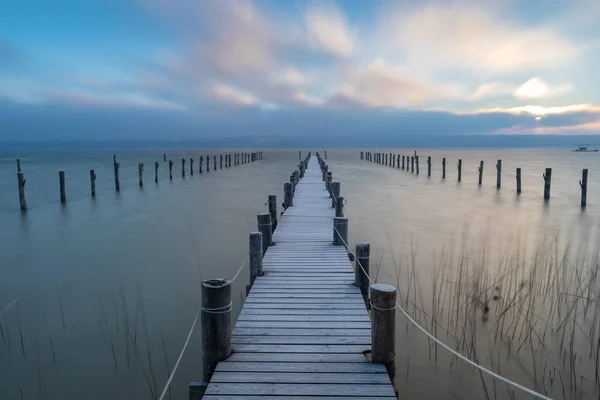 Вінді Вранці Уттінг Озері Аммерсі Баварія Німеччина — стокове фото