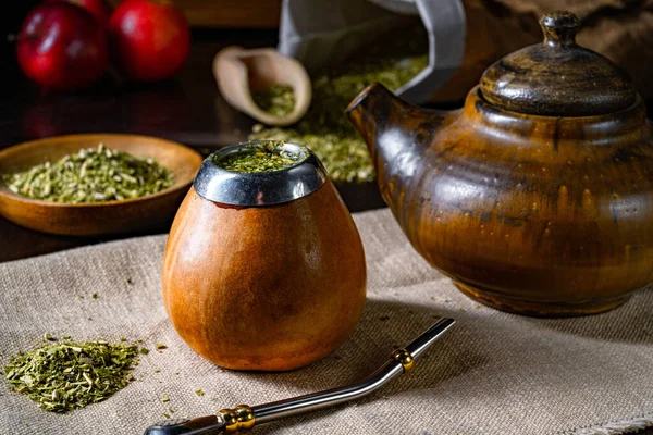 Зеленый Чай Чашке Чайник Деревянном Фоне — стоковое фото