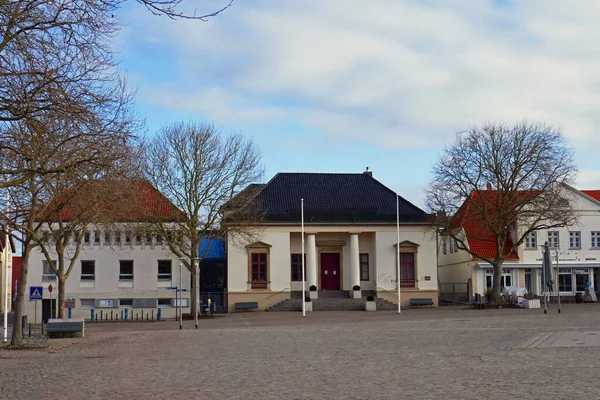 Κλασικό Δημαρχείο Στο Neustadt Holstein — Φωτογραφία Αρχείου