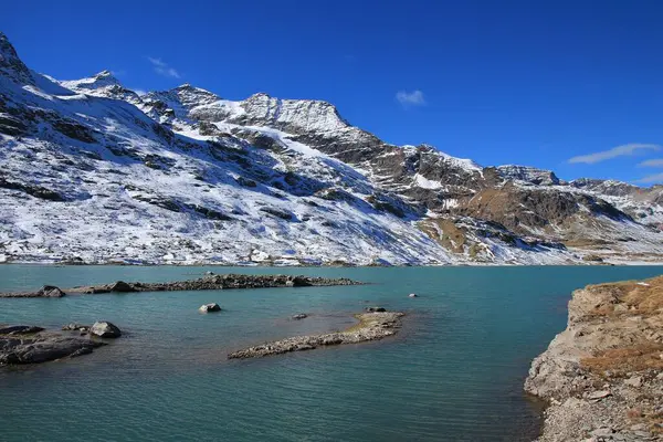 Tyrkysové Jezero Blanc Vysoké Hory — Stock fotografie