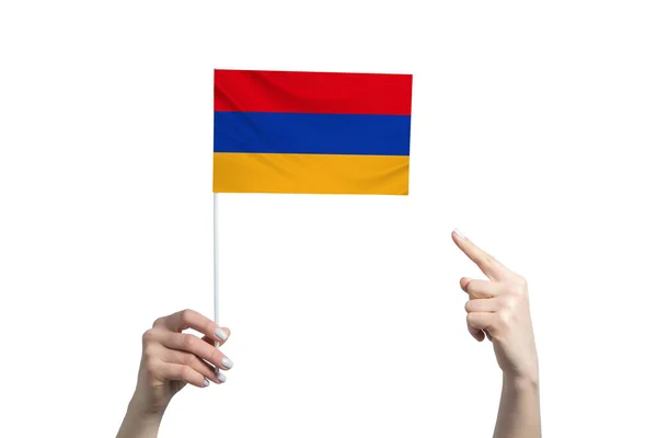 Uma Bela Mão Feminina Segura Uma Bandeira Armênia Para Qual — Fotografia de Stock