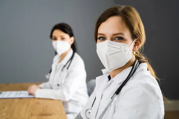 Médicos Enfermeras Médico Salud Mascarilla Facial —  Fotos de Stock